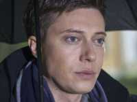 �������