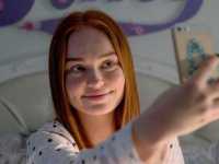 ����������