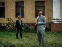 ��������