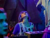 ��������