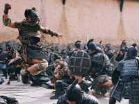 �������