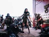 �������