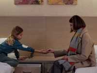 ����� ����