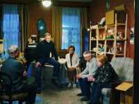 �������