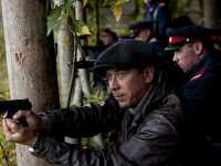 ���� ����