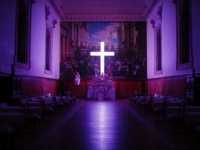 ����� ����