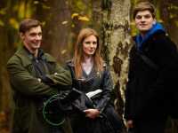 ��������