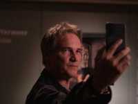 ���-���������